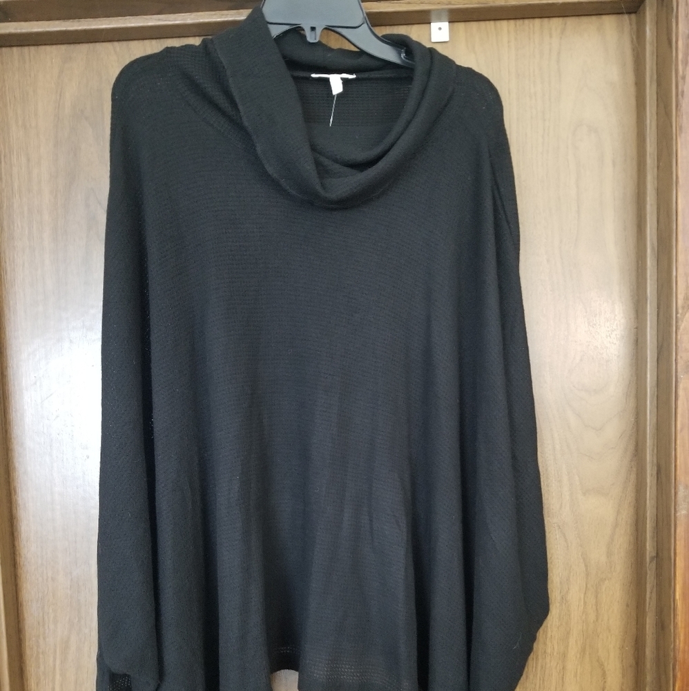 Maurices poncho